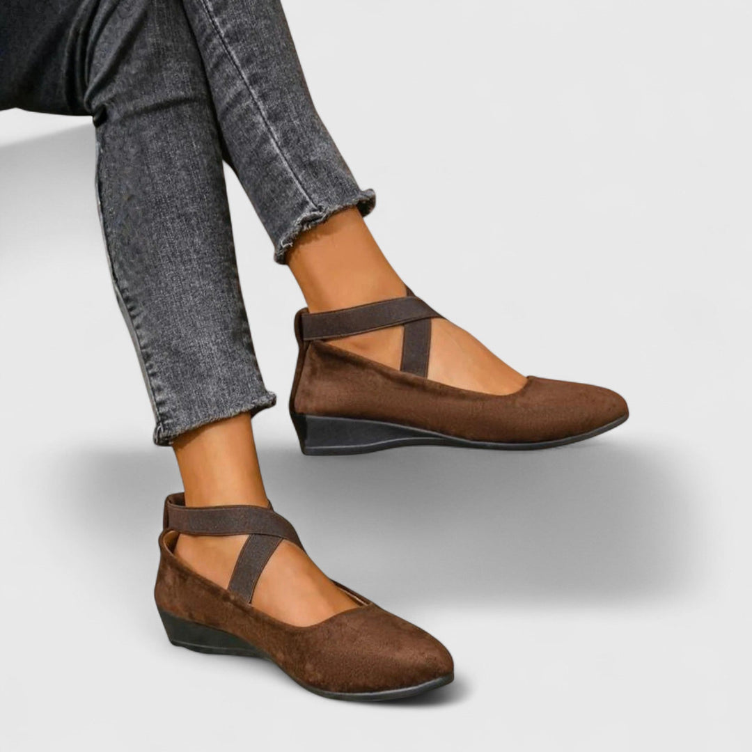 Alice | Women Spring Strappy Round-Toe Wedge Flats