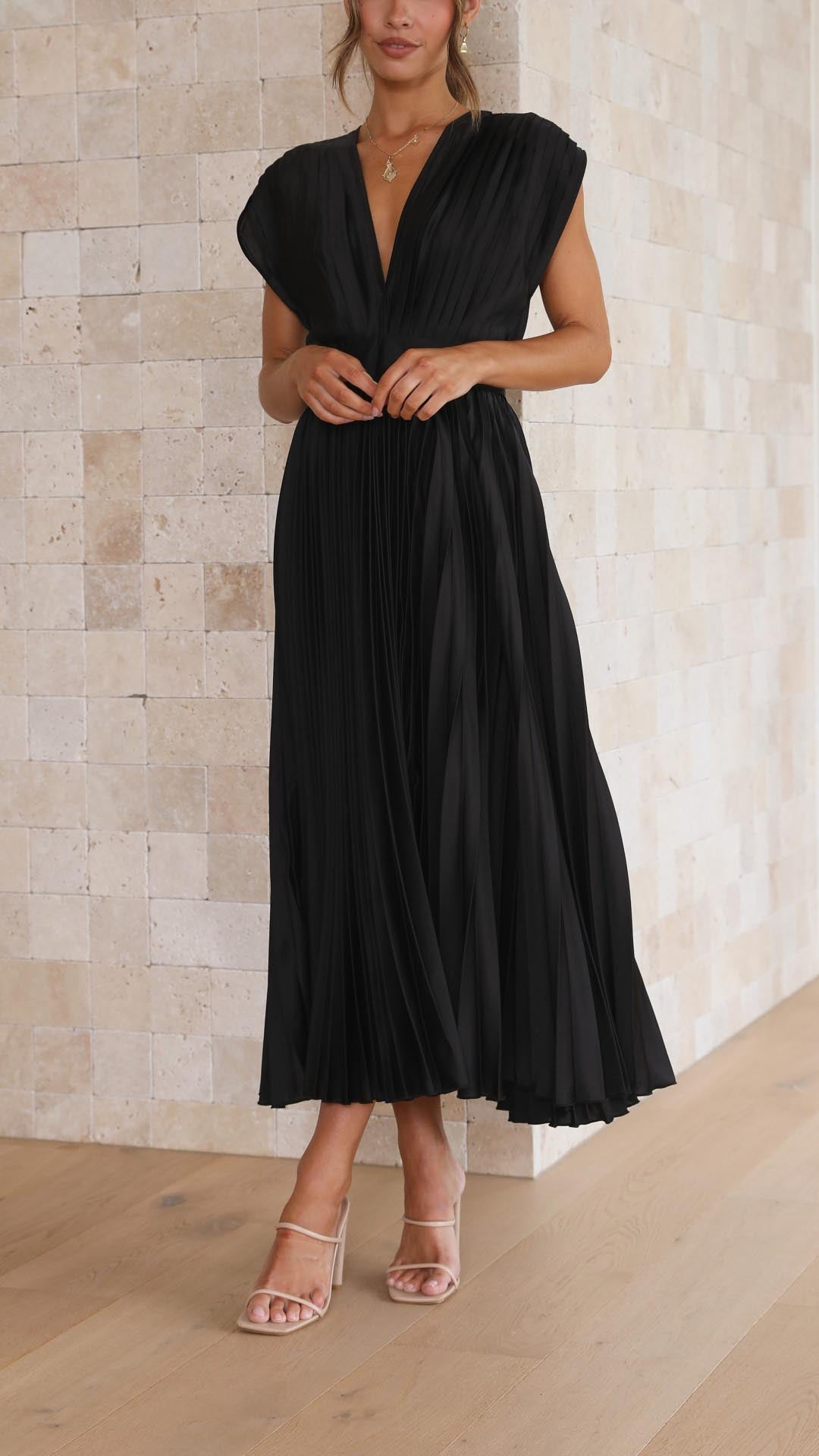 Julia | Women’s Classic Pleated Maxi Dress