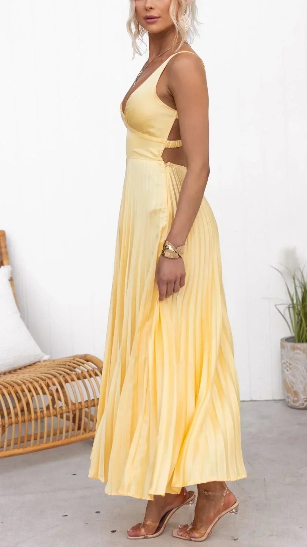 Ella | Women’s V-Neck Pleated Maxi Dress