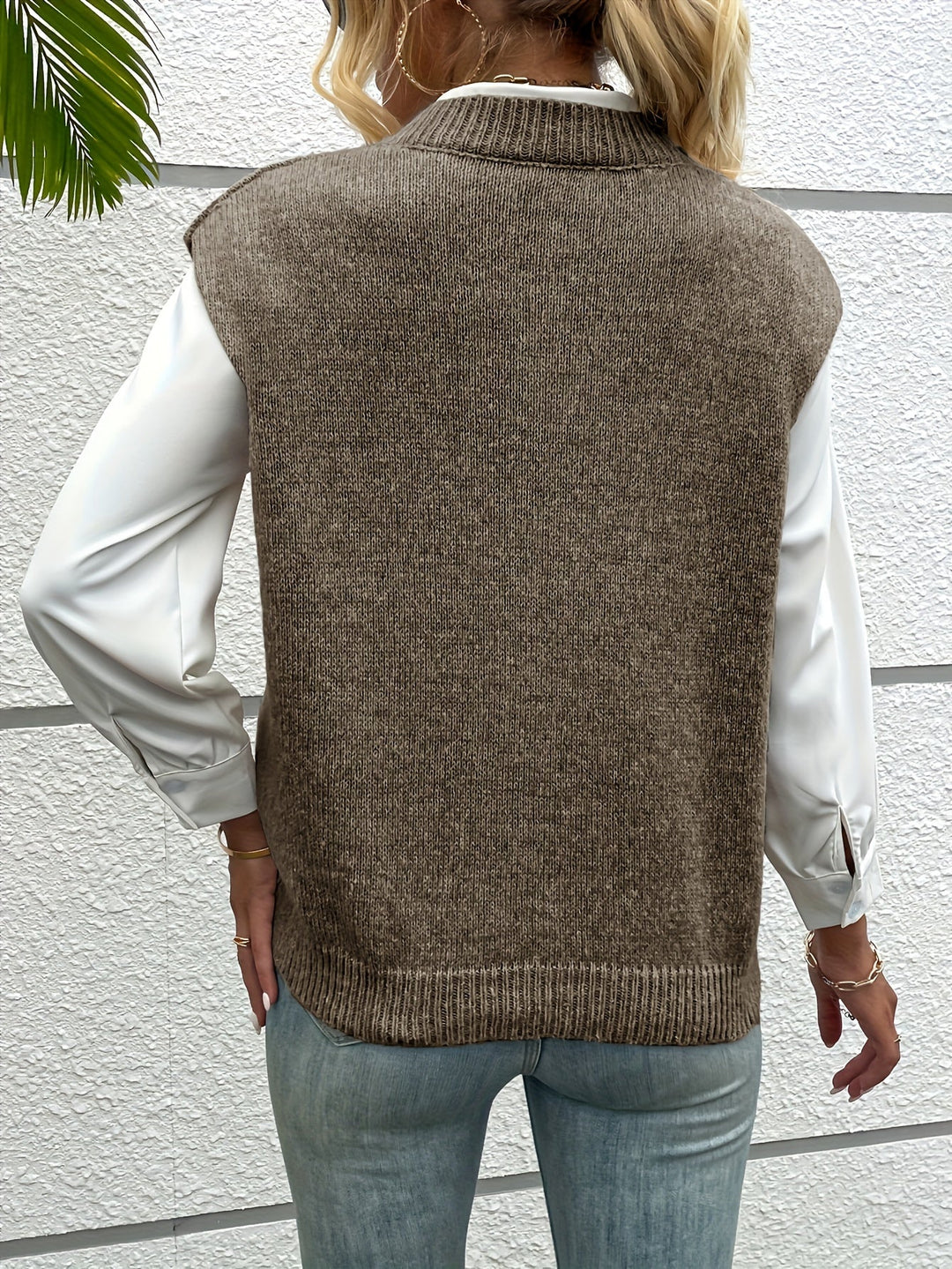 Daisy | Women’s V-Neck Sleeveless Layering Knit Vest