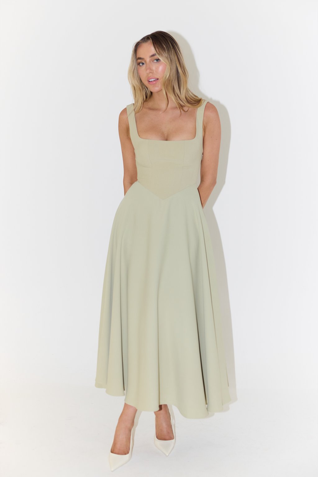 Lily | Midi Dress Square Neck A-Line Pleated Sleeveless