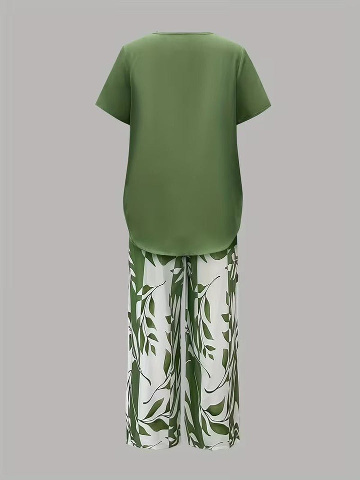 Scarlett | Women's Relaxed Leaf Print Two Piece Coordinated Set