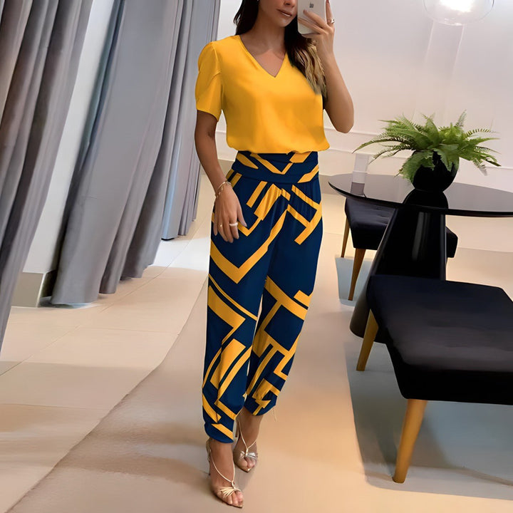 Emily | Women's V-Neck Short Sleeve Wide Leg Two-Piece Set